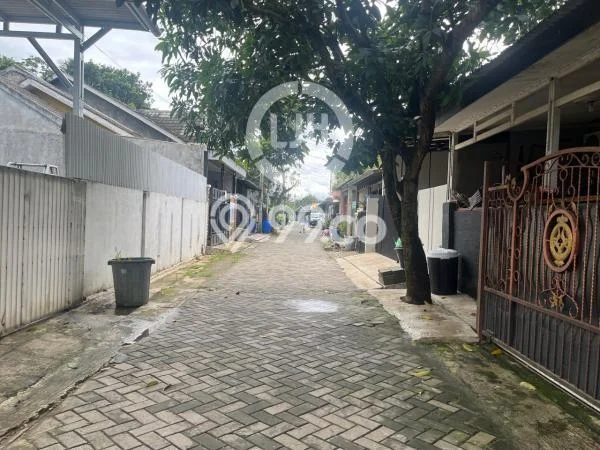 Dijual Hunian Rumah Terawat 2 Kamar di Suradita, Tangerang Dijual Hunian Rumah Terawat 2 Kamar di Suradita, Tangerang