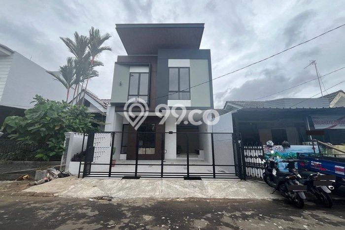 Rumah Minimalis 4 KT di BSD Nusaloka Tangerang Rumah Minimalis 4 KT di BSD Nusaloka Tangerang