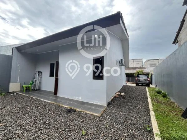 Dijual Hunian Rumah Terawat 2 Kamar di Suradita, Tangerang Dijual Hunian Rumah Terawat 2 Kamar di Suradita, Tangerang