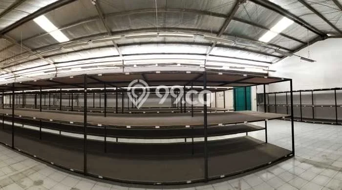 For Rent Gudang di Taman Kopo Indah, Luas 2000m², Lokasi Komersial For Rent Gudang di Taman Kopo Indah, Luas 2000m², Lokasi Komersial