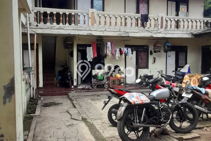 For Sale Rumah 8 Kamar Lokasi Strategis Nyaman dan Strategis di Cimahi Selatan For Sale Rumah 8 Kamar Lokasi Strategis Nyaman dan Strategis di Cimahi Selatan