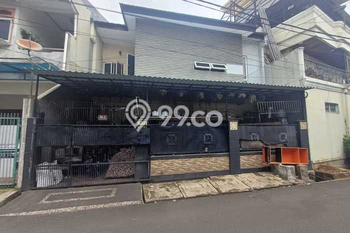 Jual Rumah Luas Elegan Dengan View Cantik di Tomang, Jakarta Barat Jual Rumah Luas Elegan Dengan View Cantik di Tomang, Jakarta Barat