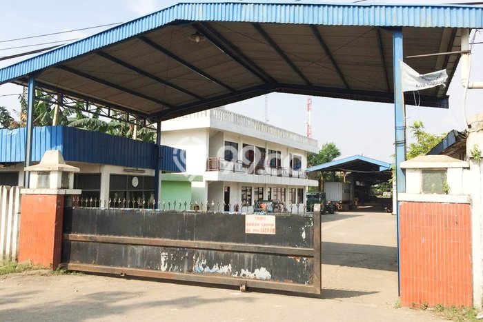 LOKASI STRATEGIS! Gudang Kawasan Karawang Timur, Luas 16000m², Jalan Utama LOKASI STRATEGIS! Gudang Kawasan Karawang Timur, Luas 16000m², Jalan Utama