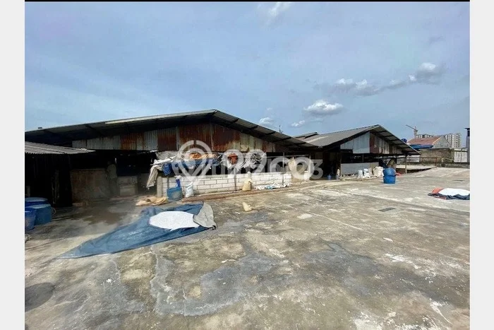 Paling Dicari! Gudang Dijual di Pegadungan Harga Kompetitif Paling Dicari! Gudang Dijual di Pegadungan Harga Kompetitif