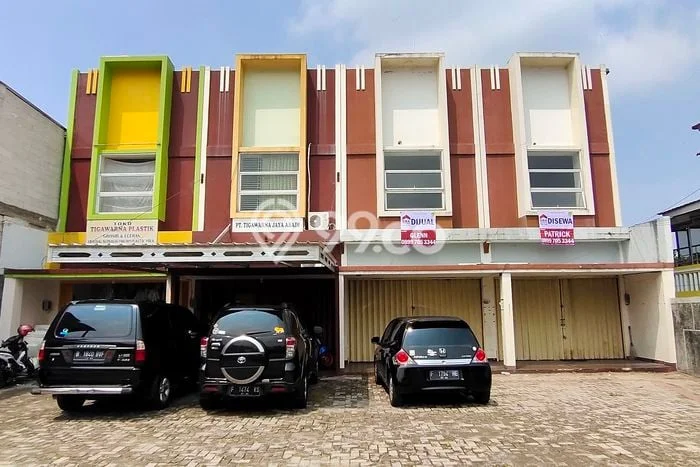 Ruko Usaha Dijual di Ciawi Bogor LT 96m2 & LB 140m2 Ruko Usaha Dijual di Ciawi Bogor LT 96m2 & LB 140m2