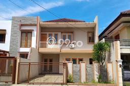 Rumah Elit Modern Tanpa Renovasi di Pakuan Bogor Rumah Elit Modern Tanpa Renovasi di Pakuan Bogor