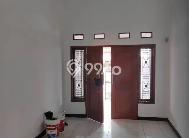 Disewakan! Rumah 3 Kamar Tidur &
1 Kamar Mandi di Cibaduyut, Bandung Disewakan! Rumah 3 Kamar Tidur &
1 Kamar Mandi di Cibaduyut, Bandung