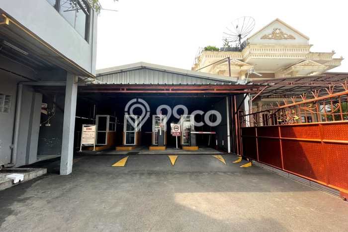 Tanah Dijual Lokasi Strategis di Jakarta Selatan dengan Luas 1103m2 Tanah Dijual Lokasi Strategis di Jakarta Selatan dengan Luas 1103m2