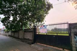 Tanah di BSD, Tangerang Selatan Luas 2435m2 Dijual Segera Tanah di BSD, Tangerang Selatan Luas 2435m2 Dijual Segera