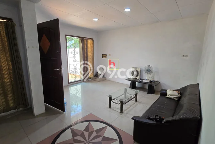 Sewa Rumah Harga Terjangkau di Pluit Jakarta Utara Punya 3 Kamar Tidur Sewa Rumah Harga Terjangkau di Pluit Jakarta Utara Punya 3 Kamar Tidur
