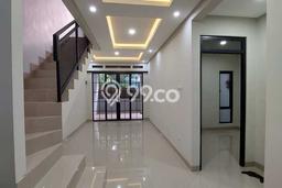 Jual Rumah Bagus Siap Huni LB 117m2 di Pinang, Tangerang Jual Rumah Bagus Siap Huni LB 117m2 di Pinang, Tangerang