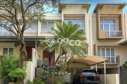 Ready to Use! Luxury House LT 150m2 Desain Elegan di Jati Padang Ready to Use! Luxury House LT 150m2 Desain Elegan di Jati Padang