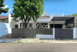 Hunian Elit LB 180m2 Siap Pakai Desain Elegan di Pondok Indah, Jakarta Selatan Hunian Elit LB 180m2 Siap Pakai Desain Elegan di Pondok Indah, Jakarta Selatan