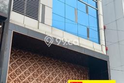 LOKASI STRATEGIS! Ruko Kawasan Pejaten, Luas 350m², Keramaian Terjamin LOKASI STRATEGIS! Ruko Kawasan Pejaten, Luas 350m², Keramaian Terjamin