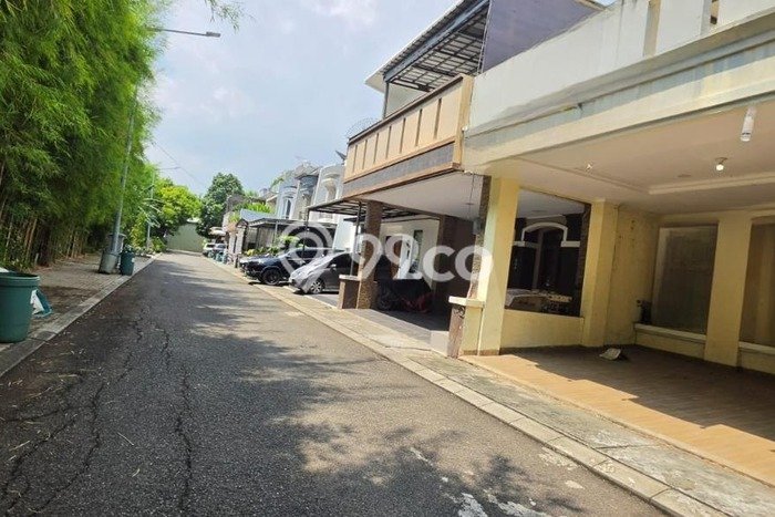 Jual Rumah Luas Megah Dengan View Eksklusif di Sunter, Jakarta Utara Jual Rumah Luas Megah Dengan View Eksklusif di Sunter, Jakarta Utara