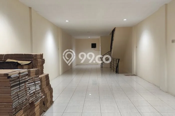 Unit Ruko Dijual di Jakarta Pusat LT 77m2 & LB 290m2 Unit Ruko Dijual di Jakarta Pusat LT 77m2 & LB 290m2