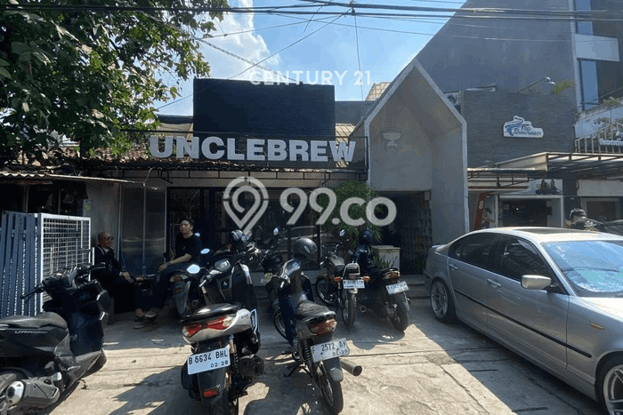 Ruko disewakan lokasi strategis Tebet Jakarta Selatan 112m2 Ruko disewakan lokasi strategis Tebet Jakarta Selatan 112m2