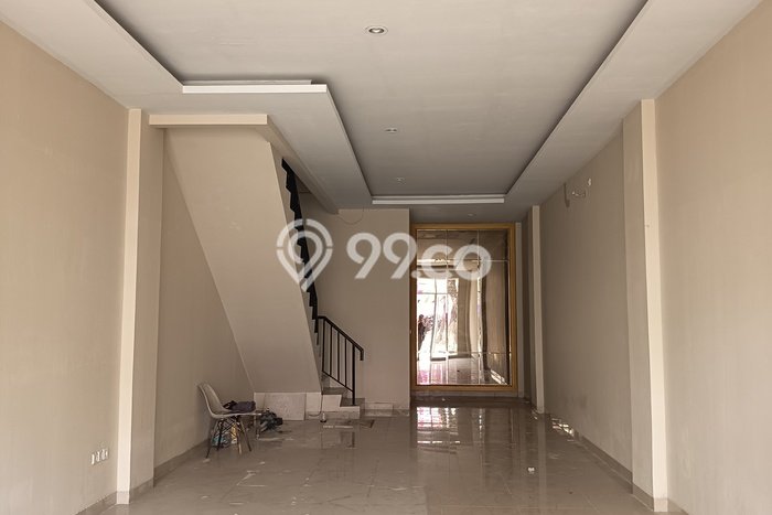 Ruko Dijual di Bekasi LT 68m2 & LB 150m2 Lokasi Terbaik! Ruko Dijual di Bekasi LT 68m2 & LB 150m2 Lokasi Terbaik!