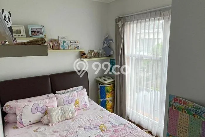 Rumah Strategis di Kelapa Gading, 4 KT, Lingkungan Tenang, Luas 100m2m² Bangunan 150m2m² Rumah Strategis di Kelapa Gading, 4 KT, Lingkungan Tenang, Luas 100m2m² Bangunan 150m2m²