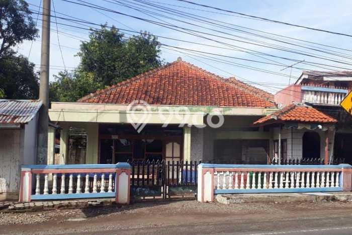 Dijual Rumah Strategis Bagus Punya 3 KT di Kadipaten Majalengka SHM Dijual Rumah Strategis Bagus Punya 3 KT di Kadipaten Majalengka SHM