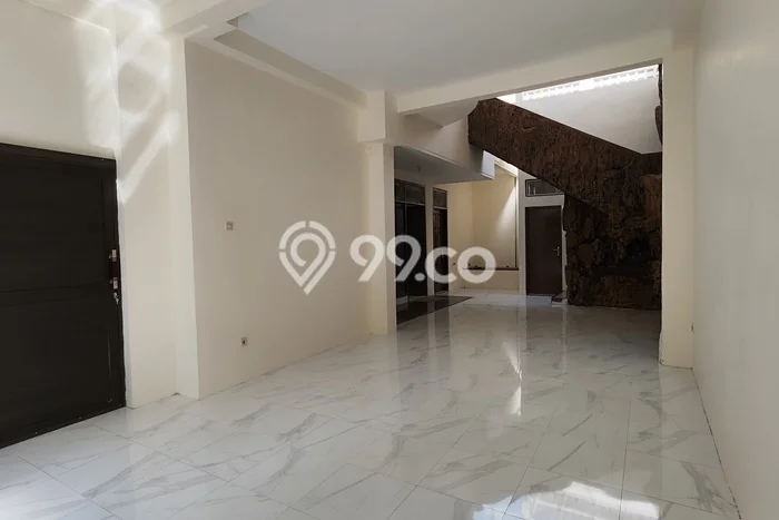 Rumah Asri area Solo Baru, 3 KT, Luas 266m² LB 300m² Rumah Asri area Solo Baru, 3 KT, Luas 266m² LB 300m²