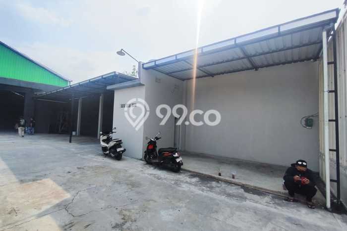 Gudang disewakan di Gondangrejo Karanganyar dengan luas bangunan 500m2 Gudang disewakan di Gondangrejo Karanganyar dengan luas bangunan 500m2