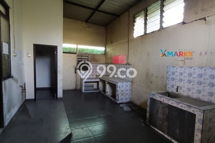 Ruko Siap Pakai di Kartasura, Luas 240m², Lokasi Komersial, Jalan Mudah Ruko Siap Pakai di Kartasura, Luas 240m², Lokasi Komersial, Jalan Mudah