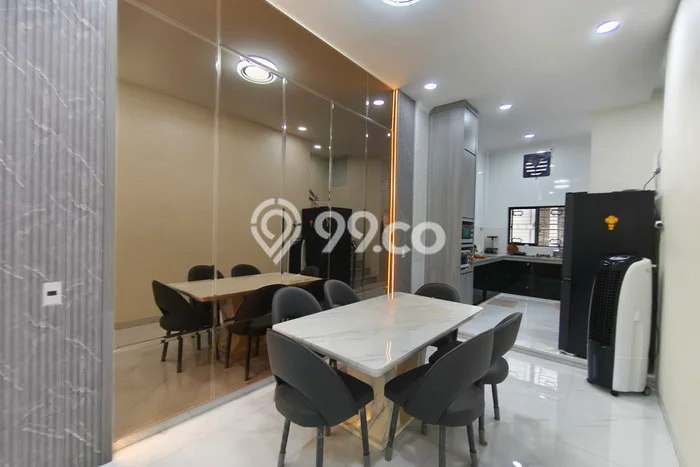 Rumah Modern Cantik 4 KT Siap Huni di Medan Barat Rumah Modern Cantik 4 KT Siap Huni di Medan Barat