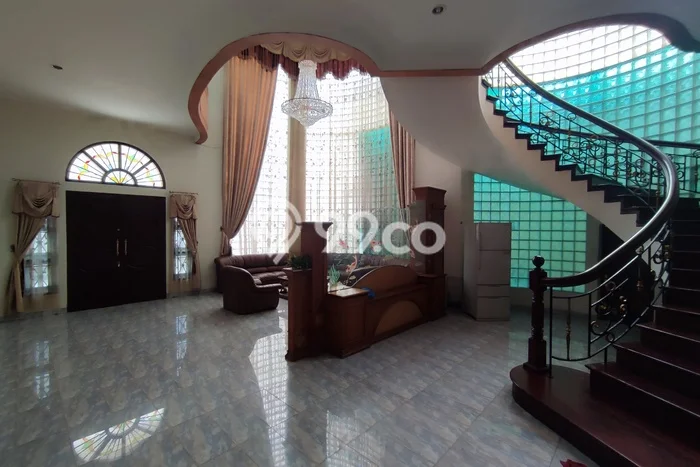 For Sale Rumah Mewah Exclusive di Medan Polonia, Medan For Sale Rumah Mewah Exclusive di Medan Polonia, Medan