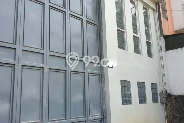 Ruko Bagus LT 180m2 LB 300m2 Dijual di Antapani Bandung Ruko Bagus LT 180m2 LB 300m2 Dijual di Antapani Bandung