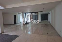 Disewakan Komersial di Kawasan Ramai Kopo Luas 600m2 Disewakan Komersial di Kawasan Ramai Kopo Luas 600m2