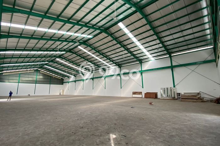Disewakan Gudang di Kawasan Ramai Soekarno Hatta Luas 1500m2 Disewakan Gudang di Kawasan Ramai Soekarno Hatta Luas 1500m2