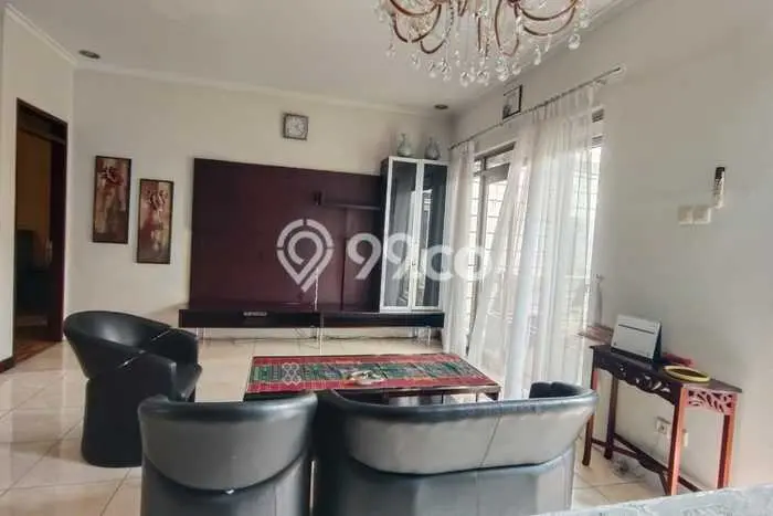Rumah Sewa Bandung LT 300m2 LB 259m2 Area Kota Baru Parahyangan Rumah Sewa Bandung LT 300m2 LB 259m2 Area Kota Baru Parahyangan