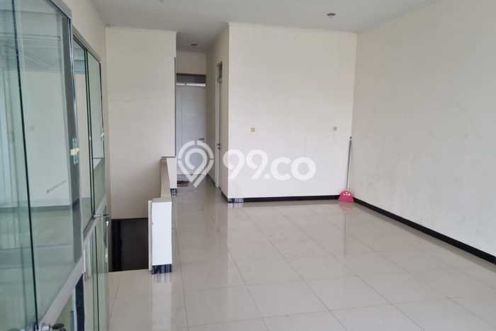 Ruko Dijual di Bandung LT 80m2 & LB 160m2 Lokasi Terbaik! Ruko Dijual di Bandung LT 80m2 & LB 160m2 Lokasi Terbaik!