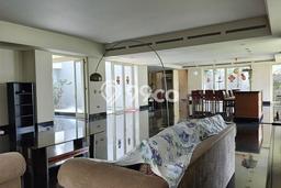 Rumah Mewah LB 750m2 Siap Huni Desain Elegan di Cipaganti, Bandung Rumah Mewah LB 750m2 Siap Huni Desain Elegan di Cipaganti, Bandung