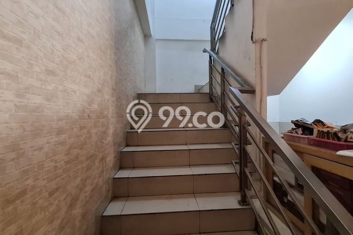 Unit Ruko Tersedia di Gatot Subroto Spesifikasi LB 180m2 Unit Ruko Tersedia di Gatot Subroto Spesifikasi LB 180m2