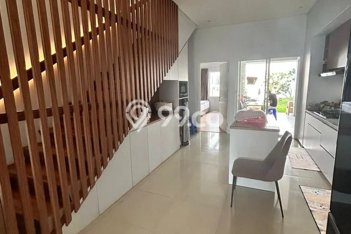 Ready to Use! Premium House LT 350m2 Desain Elegan di Setiabudi Ready to Use! Premium House LT 350m2 Desain Elegan di Setiabudi