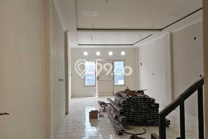 Ruko Bagus Dijual LB 98m2 Lokasi Strategis Jakarta Barat Area Cocok untuk Berbisnis Ruko Bagus Dijual LB 98m2 Lokasi Strategis Jakarta Barat Area Cocok untuk Berbisnis