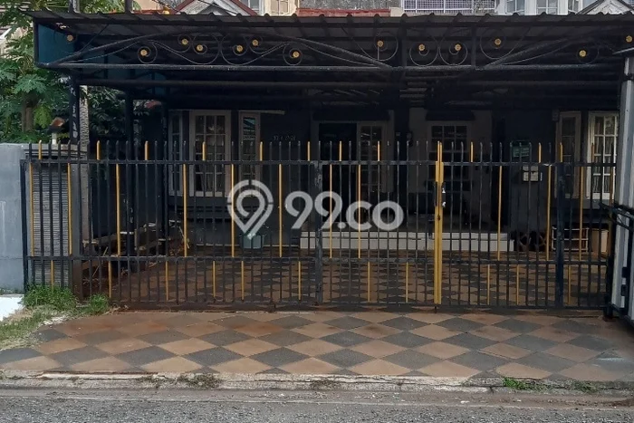 For Sale Hunian Rumah Terawat 3 Kamar di Kota Legenda, Bekasi For Sale Hunian Rumah Terawat 3 Kamar di Kota Legenda, Bekasi