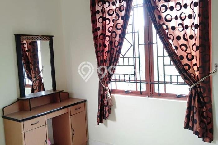 Rumah Minimalis 4 KT LT 180m2 di Grand Wisata Rumah Minimalis 4 KT LT 180m2 di Grand Wisata
