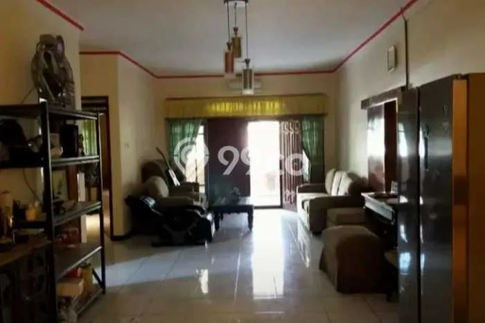 Jual Rumah Luas Elegan Dengan View Cantik di Kedung Baruk, Surabaya Jual Rumah Luas Elegan Dengan View Cantik di Kedung Baruk, Surabaya