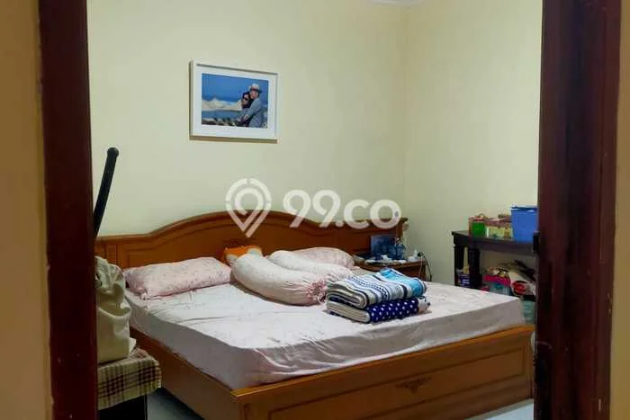 Jual Rumah Luas Elegan Dengan View Cantik di Kedung Baruk, Surabaya Jual Rumah Luas Elegan Dengan View Cantik di Kedung Baruk, Surabaya