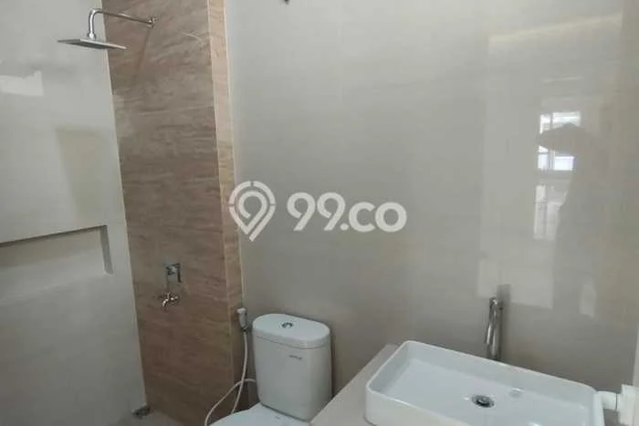 Jual Rumah Luas Megah Dengan View Cantik di Manyar, Surabaya Jual Rumah Luas Megah Dengan View Cantik di Manyar, Surabaya