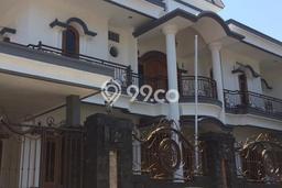 Rumah Luxury Modern Tanpa Renovasi di Lamper Semarang Rumah Luxury Modern Tanpa Renovasi di Lamper Semarang