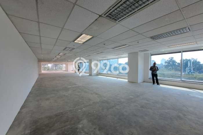 Kantor Disewa di Jakarta Selatan dengan LB 1650m2 Area Komersial Ramai Kantor Disewa di Jakarta Selatan dengan LB 1650m2 Area Komersial Ramai