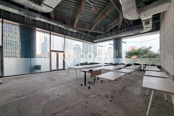 Unit Komersial Tersedia di SCBD Spesifikasi LB 191m2 Unit Komersial Tersedia di SCBD Spesifikasi LB 191m2