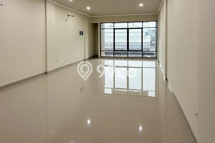 FOR SALE! Ruko di Jatinegara Jakarta Timur, LT 375m2, LB 900m2 FOR SALE! Ruko di Jatinegara Jakarta Timur, LT 375m2, LB 900m2