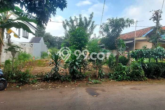 Tanah Siap Bangun Dijual di Depok Punya Luas 300m2 Tanah Siap Bangun Dijual di Depok Punya Luas 300m2