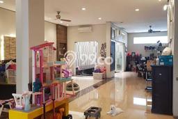 Dijual Rumah Luas Elegan Dengan View Eksklusif di Permata Buana, Jakarta Barat Dijual Rumah Luas Elegan Dengan View Eksklusif di Permata Buana, Jakarta Barat