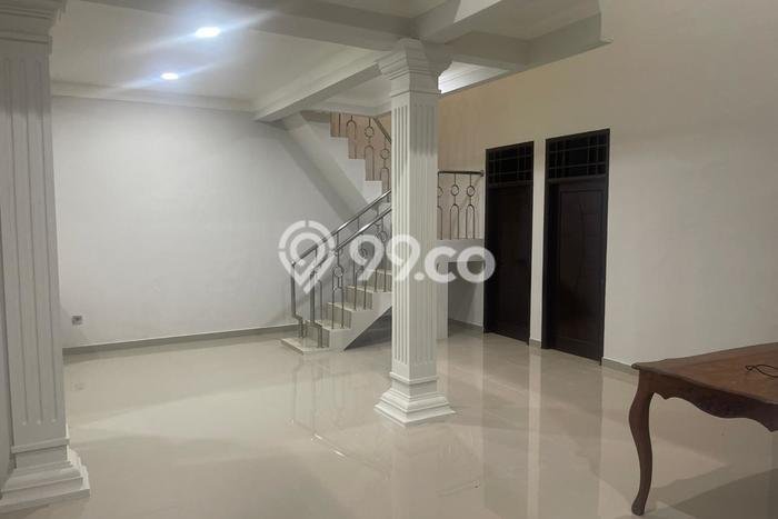 Dijual Hunian Rumah Nyaman 4 Kamar di Pondok Gede, Jakarta Timur Dijual Hunian Rumah Nyaman 4 Kamar di Pondok Gede, Jakarta Timur